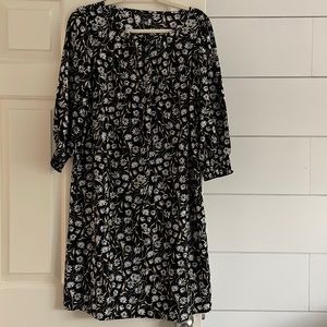 Ann Taylor quarter sleeve mini dress size small